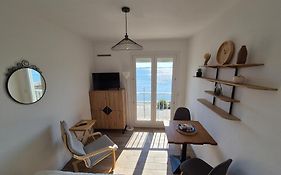 Studio 19m2 classé 1, vue sur étang de Thau, 200m des cures, 2eme Étage sans ascenseur